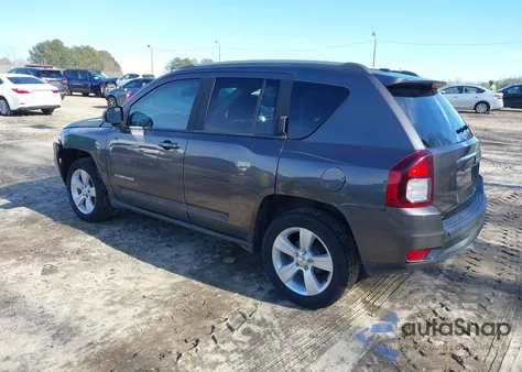 2016 Jeep Compass Sport z USA, uszkodzony, nr VIN 1C4NJCBA9GD641600
